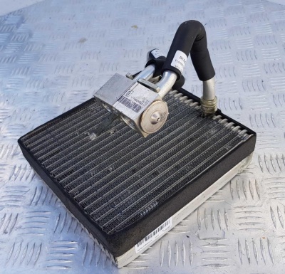 Испаритель кондиционера задний Ford Explorer 5 T1018685C; CG1Z19850B