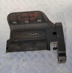 Крышка/Накладка двигателя (3.0L) Ford Escape 2000-2007 YL8Z 8A590 DC; YL8E 8A590 DC; 6L8E 8A590 AA