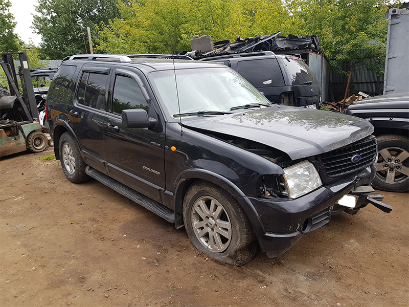 В разоре Ford Explorer 2003г. 4.6L