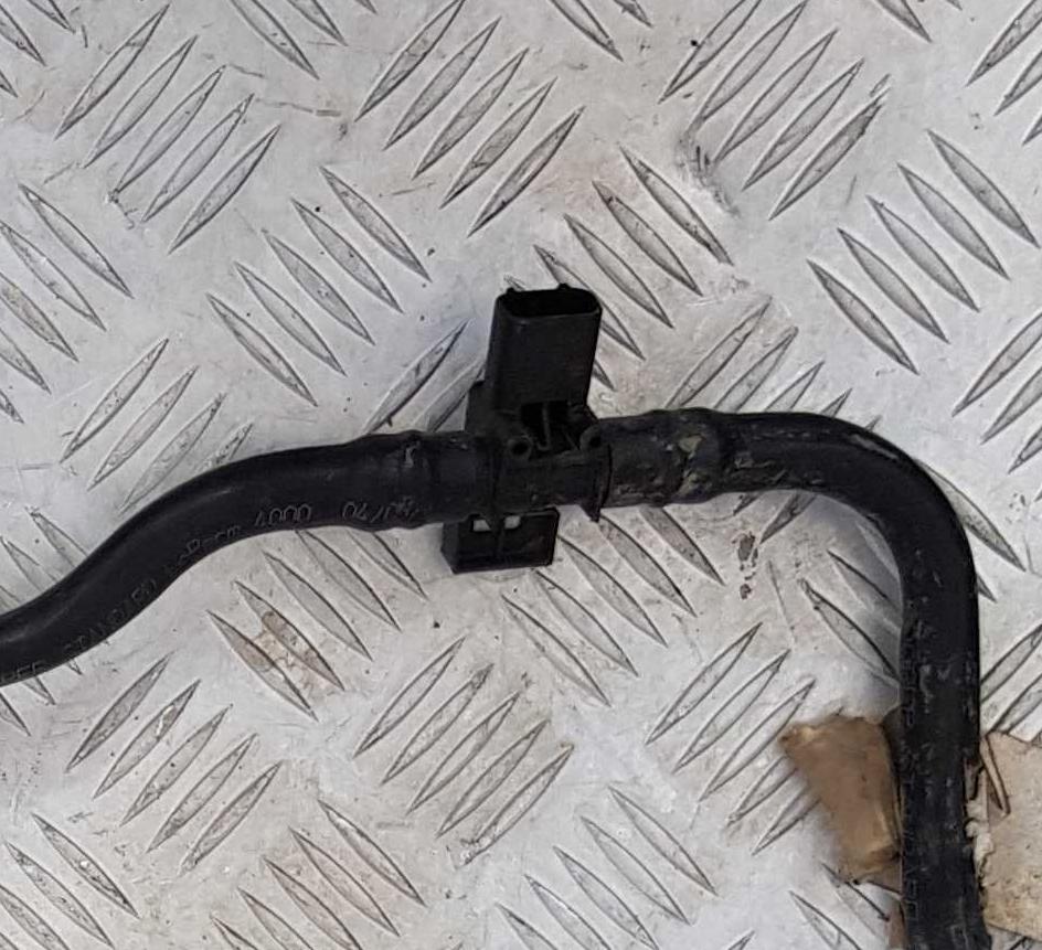 Датчик давления топлива эскалейд 4. Датчик давления топлива эскалейд 4. Датчик давления топлива форд маверик 2. Датчик давления паров топлива. Клапан абсорбера киа сид 1.