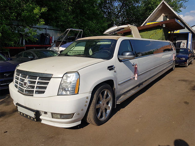 В разборе Cadillac Escalade 2008г. 6.2L