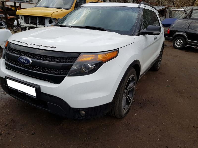 В разборе Ford Explorer 5-го поколения