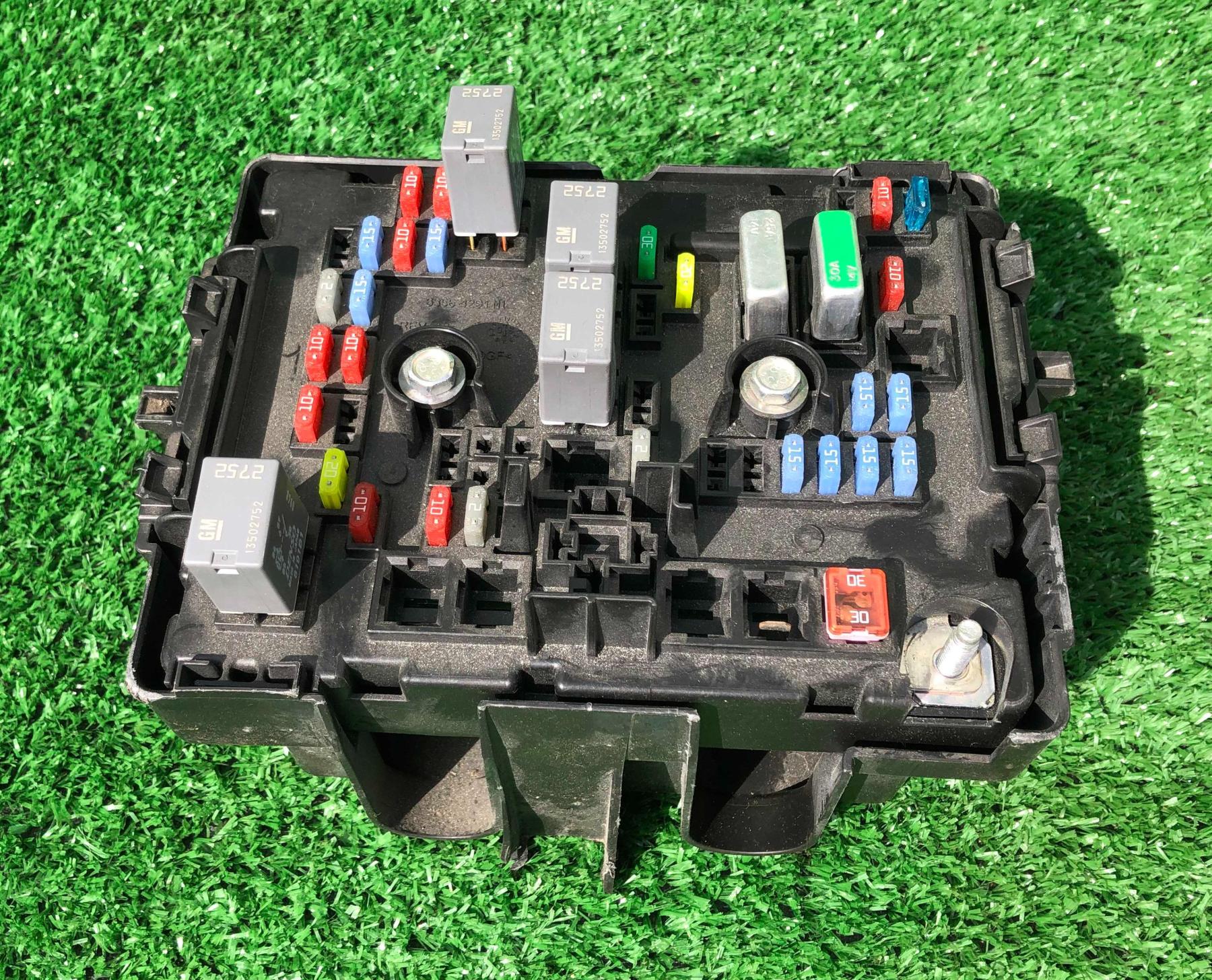 Шевроле экспресс блок предохранителей 2010 Chevy Equinox Interior Fuse Box Diagram Hot Sale