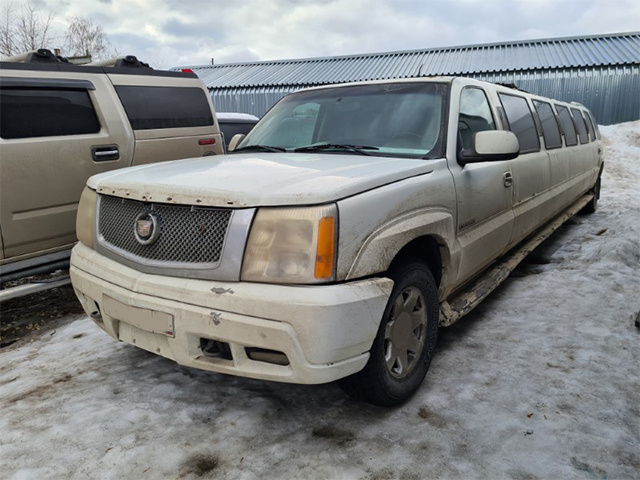 В разборе Cadillac Escalade 2002г. 6.0L