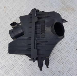 Корпус воздушного фильтра Ford Escape 2000-2007 5L8U 9661 BB; 44ZH 1779; VP5L8U 9643 BA; 7L8Z 9600 BBRM