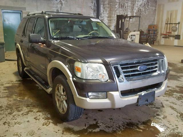 В разборе Ford Explorer Eddie Bauer 2006г. 4.0L